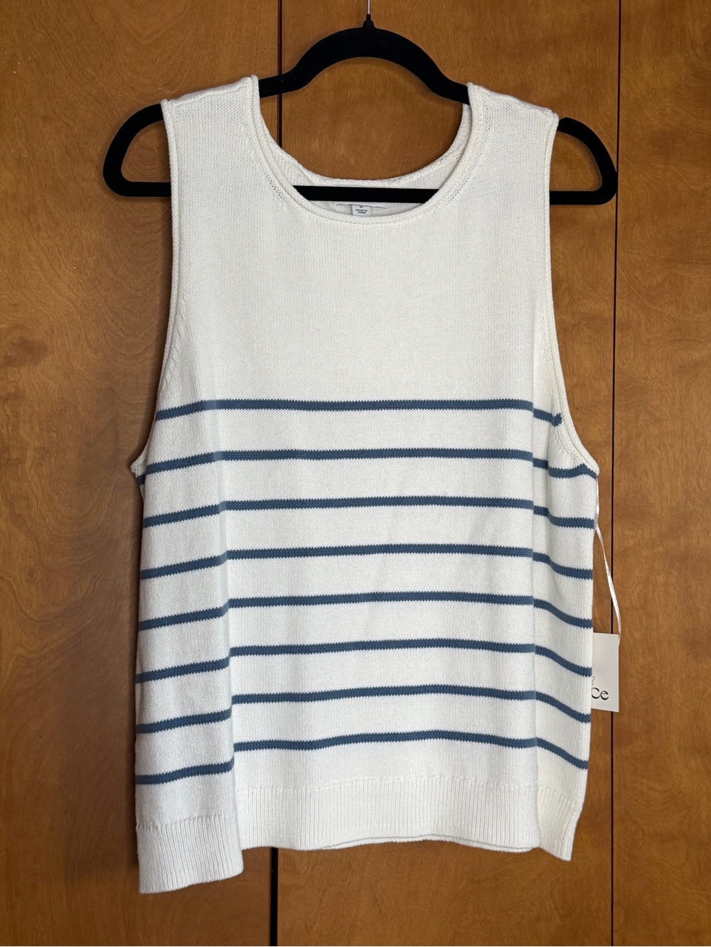 Cece stripe blue off white sweater vest size XL